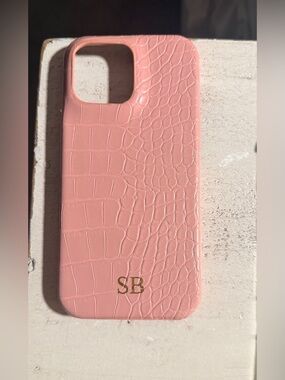 Pink Croc-Texture Phone Case - Stylish Protection initial case